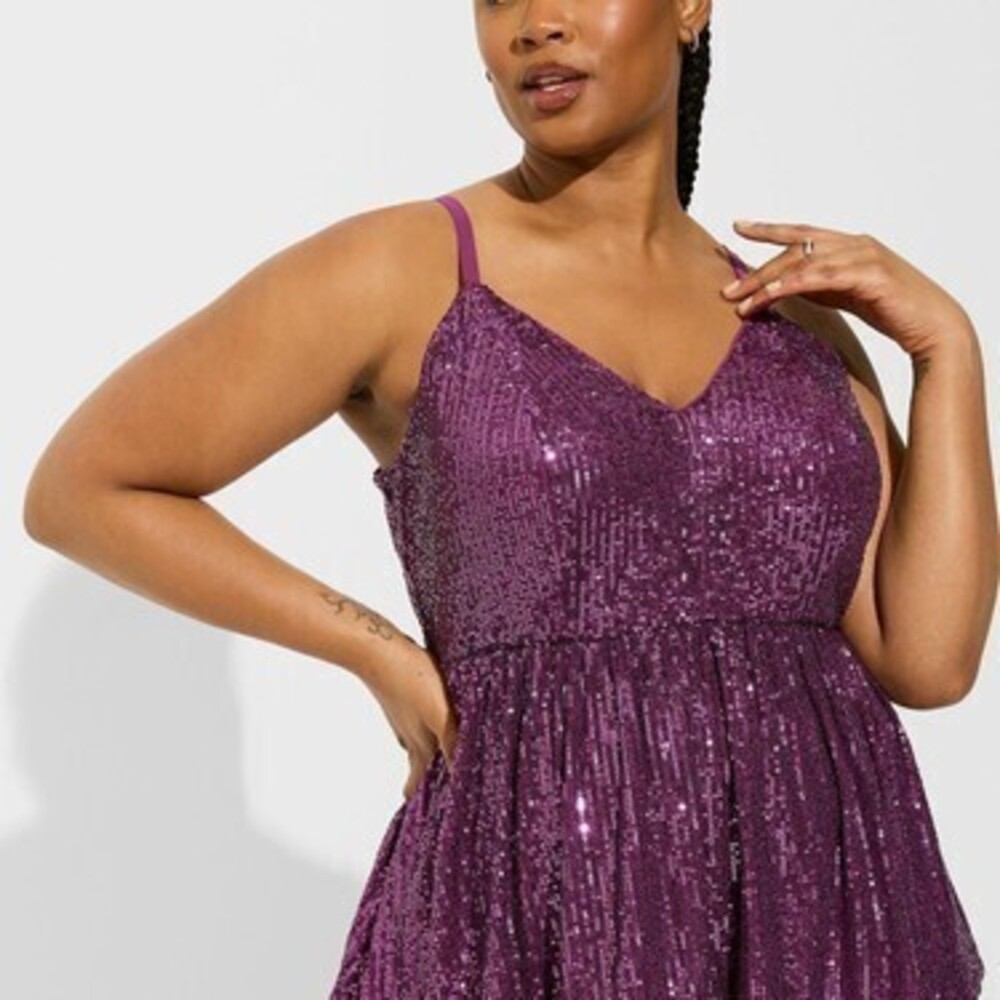 Peplum Sequin V-Neck Tank 0x
